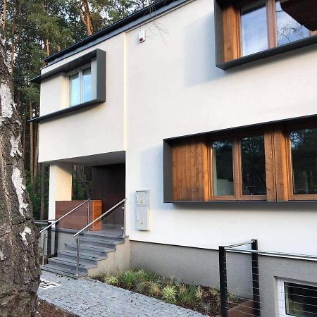 Luksusowa Willa Pod Lasem, Otwock - Shared Garden, Sauna, Wood Hot Tub! Hot Tub Seasonal! מראה חיצוני תמונה